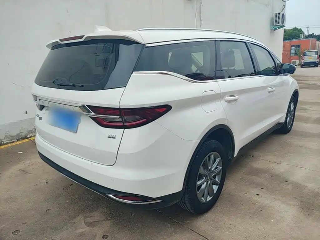 Geely Jia Ji — миниатюра 7