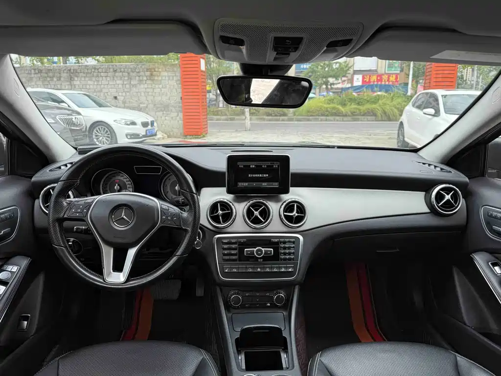 Mercedes-Benz GLA — миниатюра 5