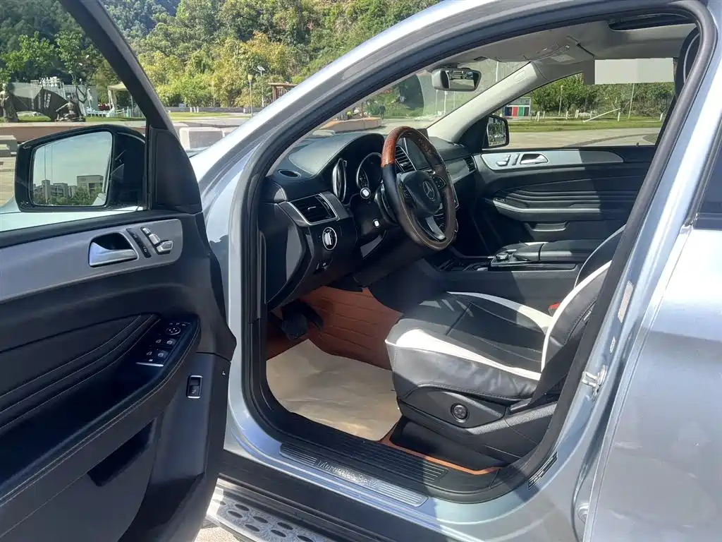 Mercedes-Benz GLE 2015 GLE 320 4MATIC SUV