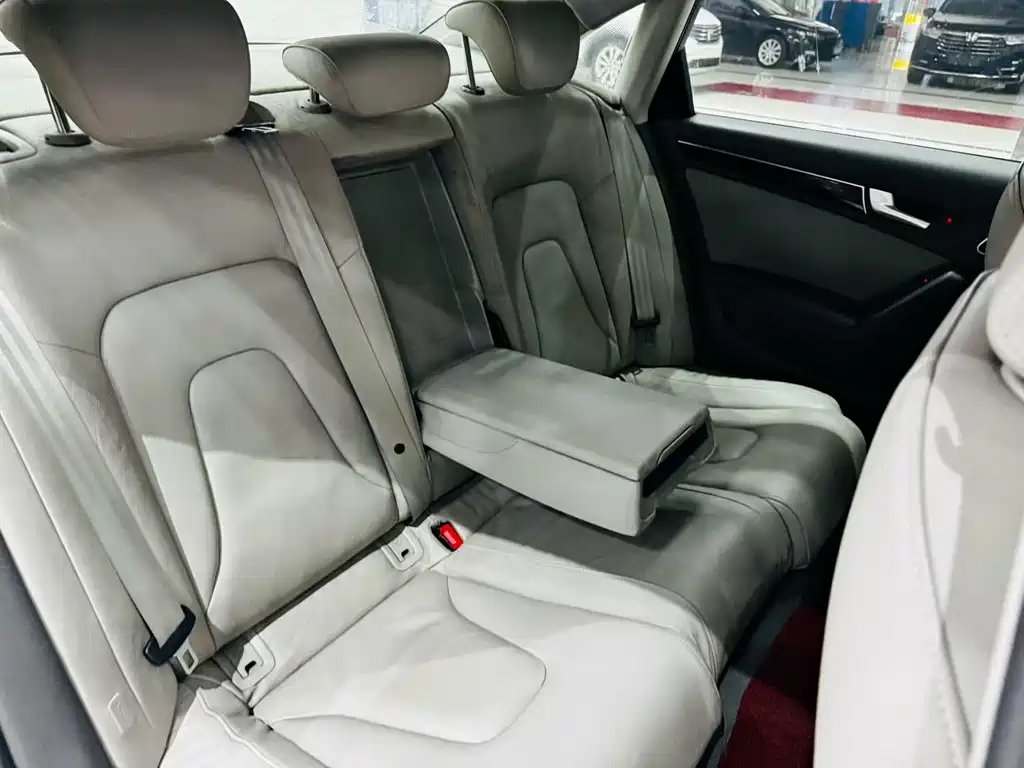 Audi A4L — миниатюра 6