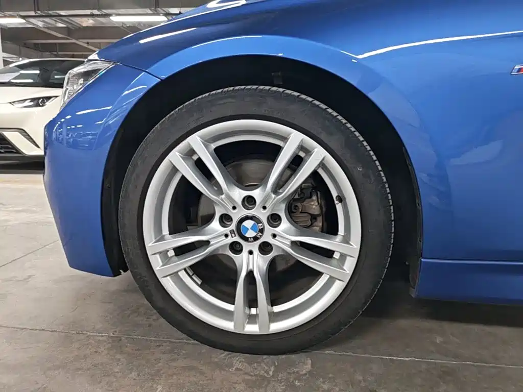 BMW 3 Series — миниатюра 23