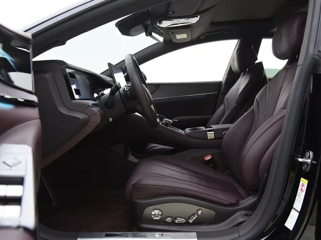 Denza Denza Z9GT — миниатюра 7