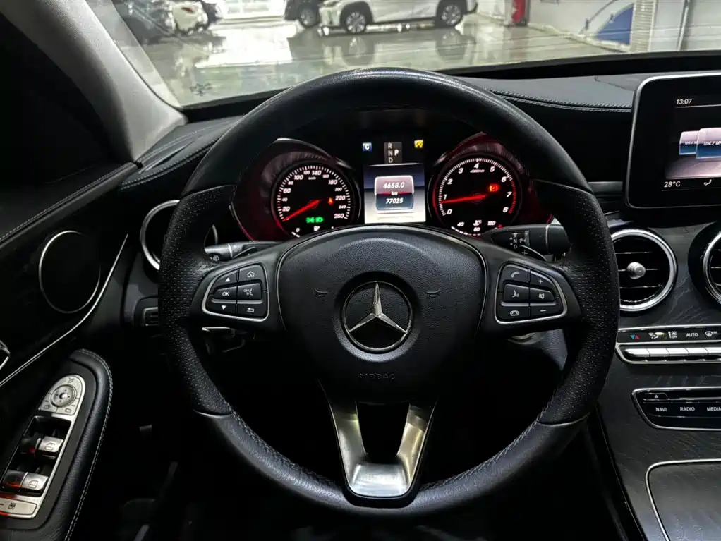 MERCEDES-BENZ C CLASS