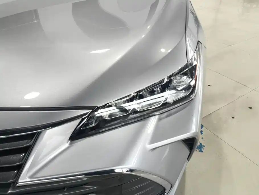 Toyota Avalon — миниатюра 5