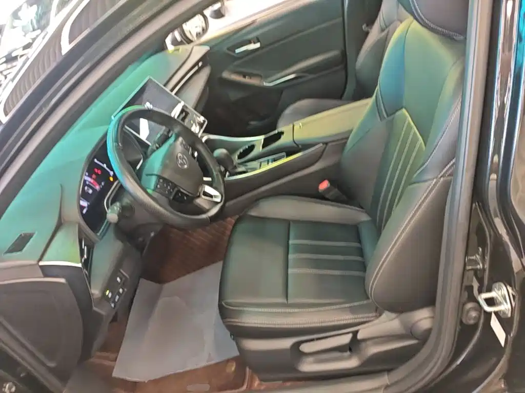 Toyota Avalon — миниатюра 15