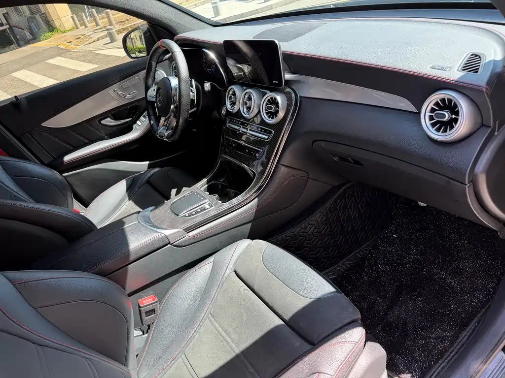 Mercedes-Benz GLC AMG — миниатюра 11