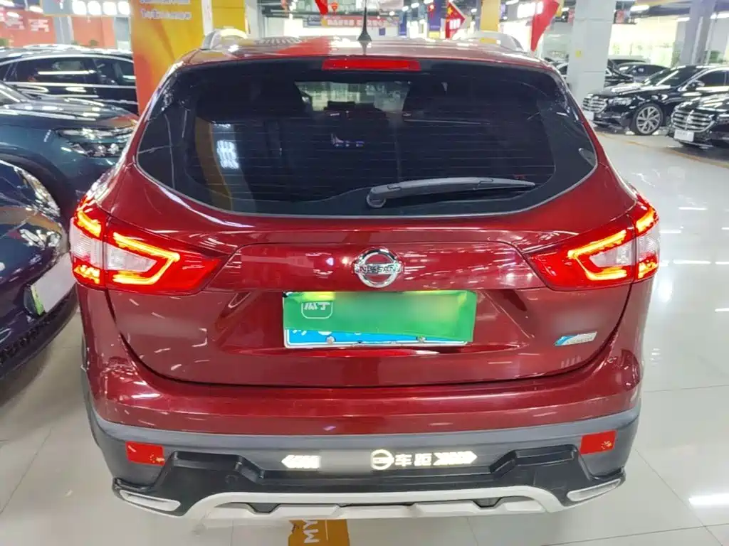 Nissan Qashqai — миниатюра 6