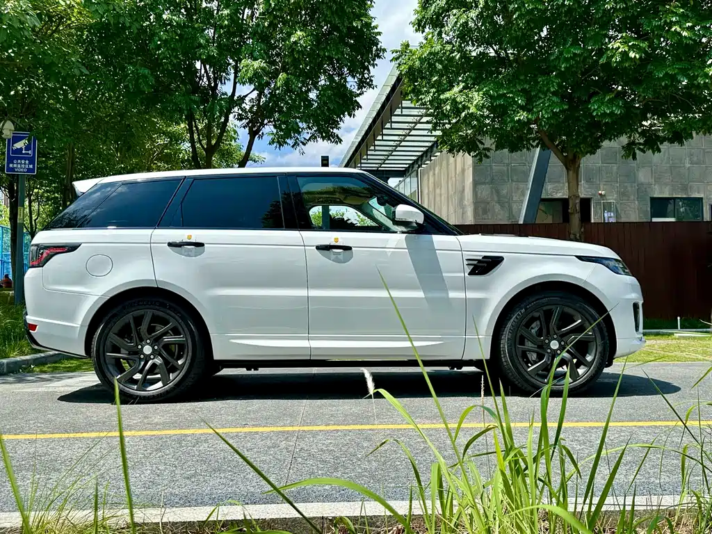 Land Rover Sport — миниатюра 9