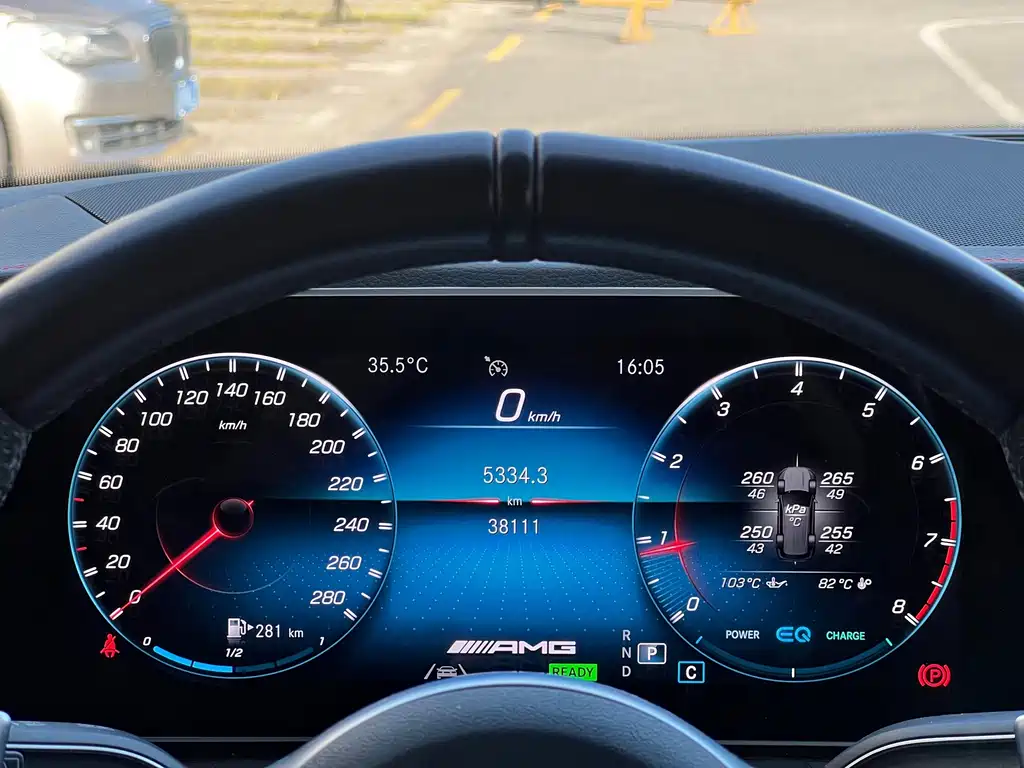Mercedes-Benz GLE AMG — миниатюра 13
