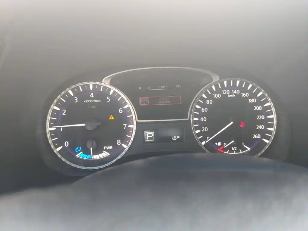 Infiniti QX60 (Import) — миниатюра 4