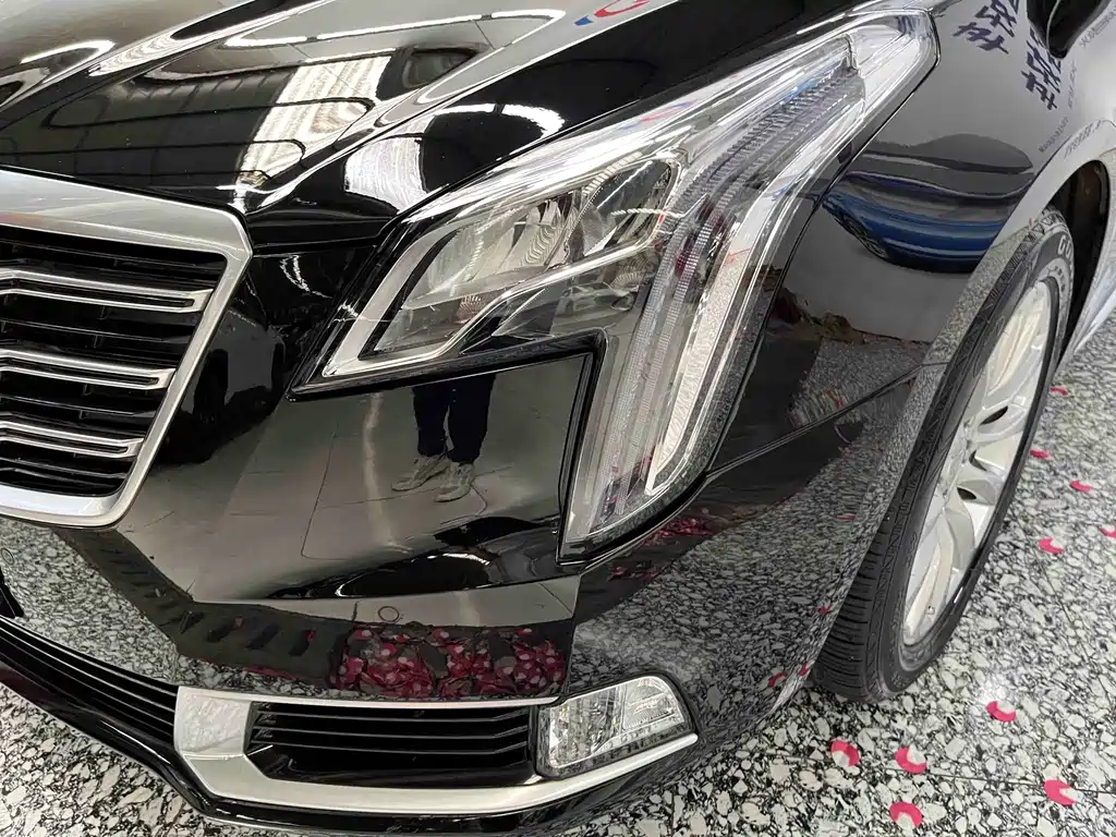 Cadillac XTS — миниатюра 4