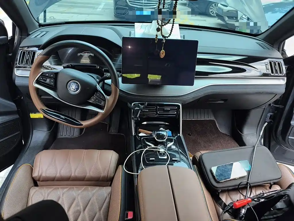 BYD Tang New Energy — миниатюра 10