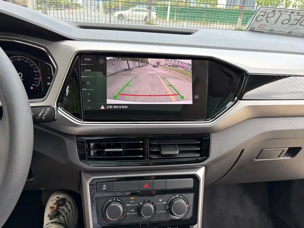 Volkswagen T-Cross — миниатюра 14