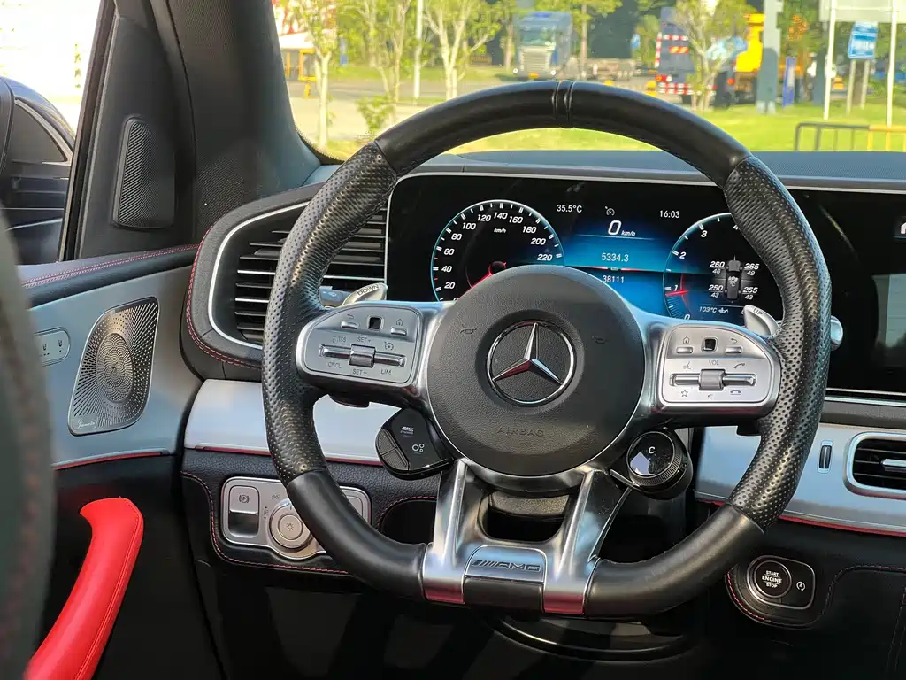 Mercedes-Benz GLE AMG — миниатюра 9