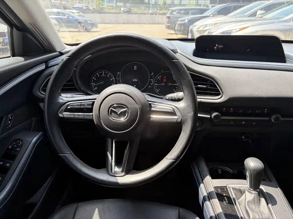 Mazda CX-30 — миниатюра 11