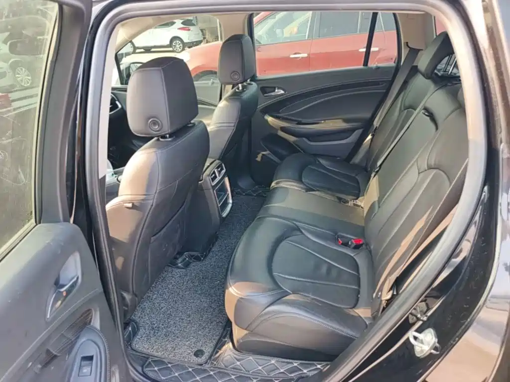 Buick Envision Plus — миниатюра 17