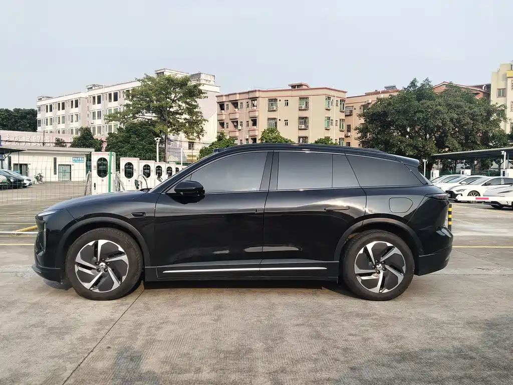 NIO ES6 — миниатюра 5