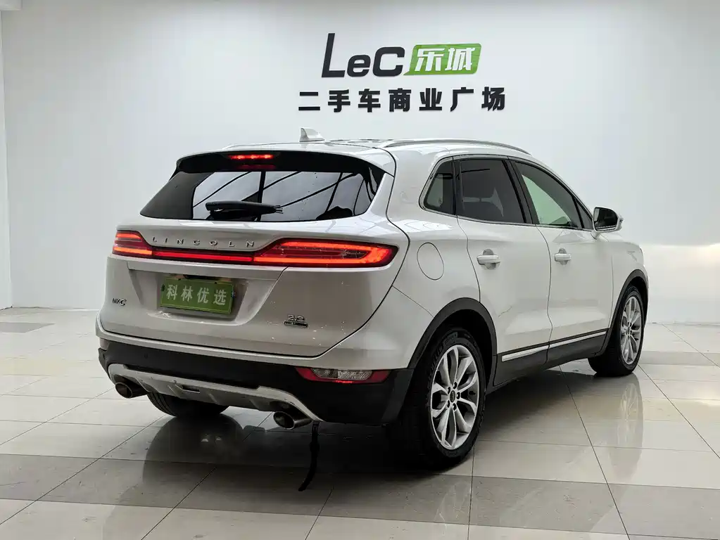 Lincoln MKC — миниатюра 4