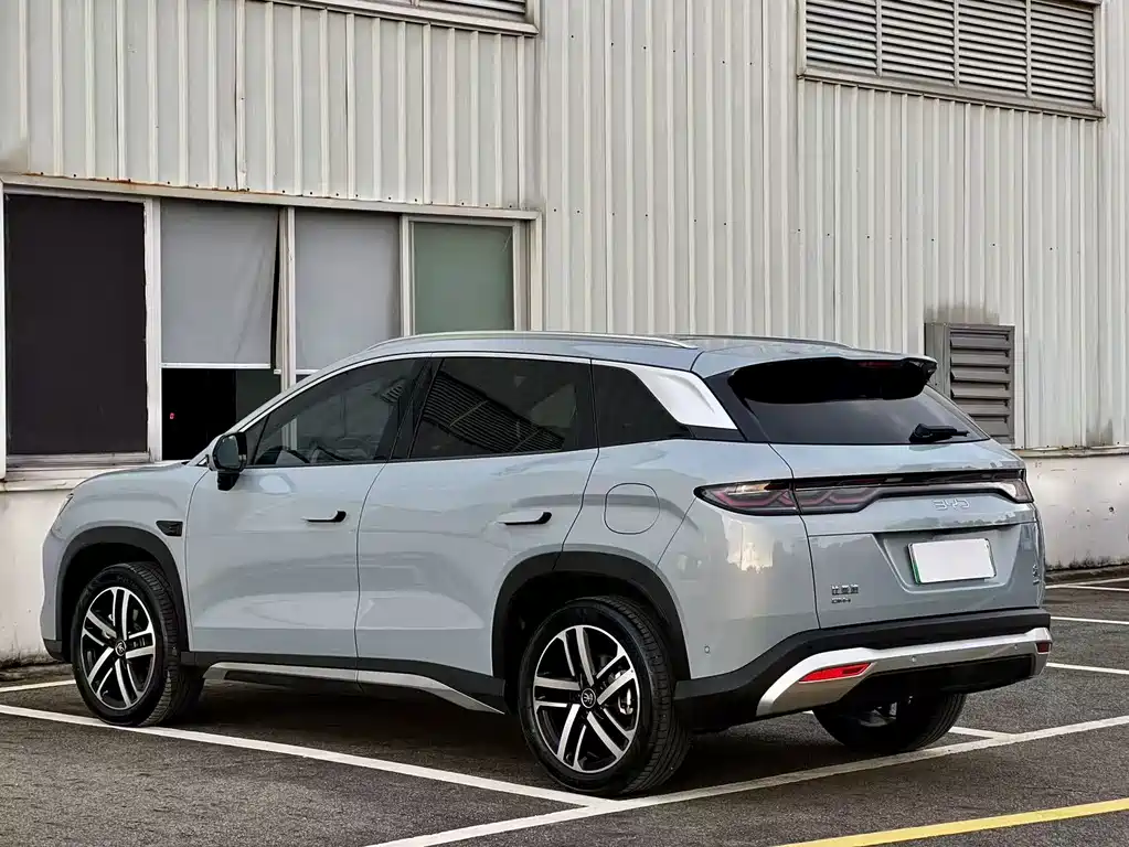 BYD L DM-i — миниатюра 4