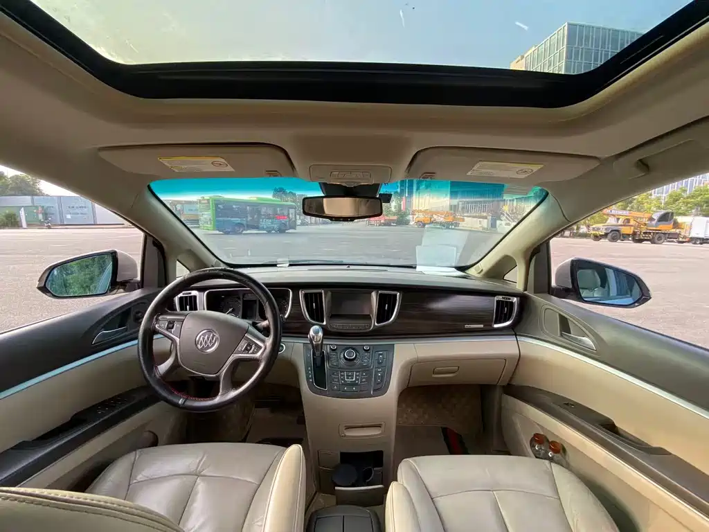 Buick GL8 — миниатюра 4