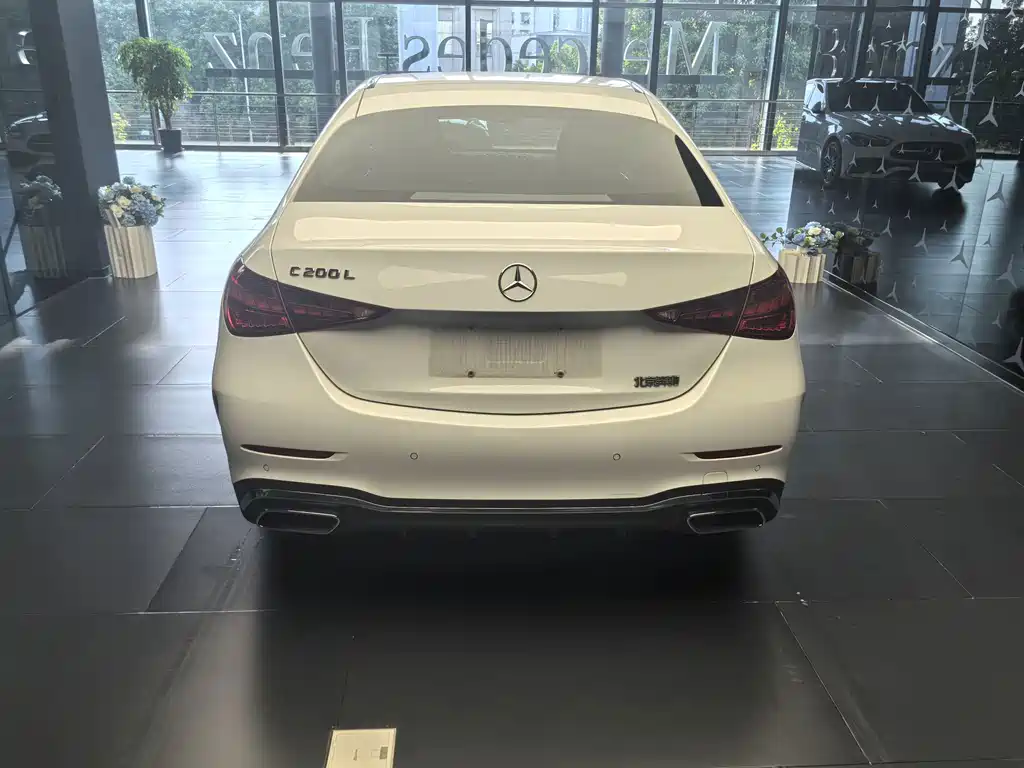 Mercedes-Benz C-Class — миниатюра 10