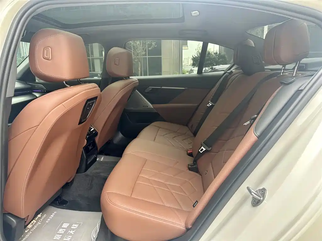 BMW 5 Series 5 2024 525Li M Sport