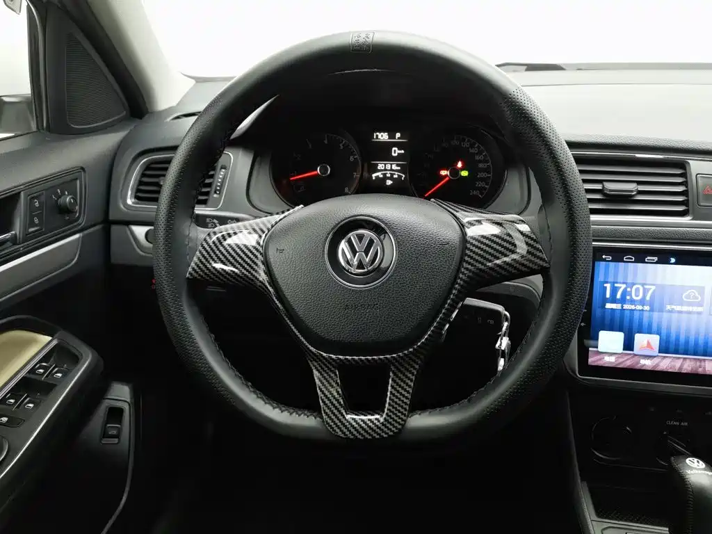 Volkswagen Lavida — миниатюра 11