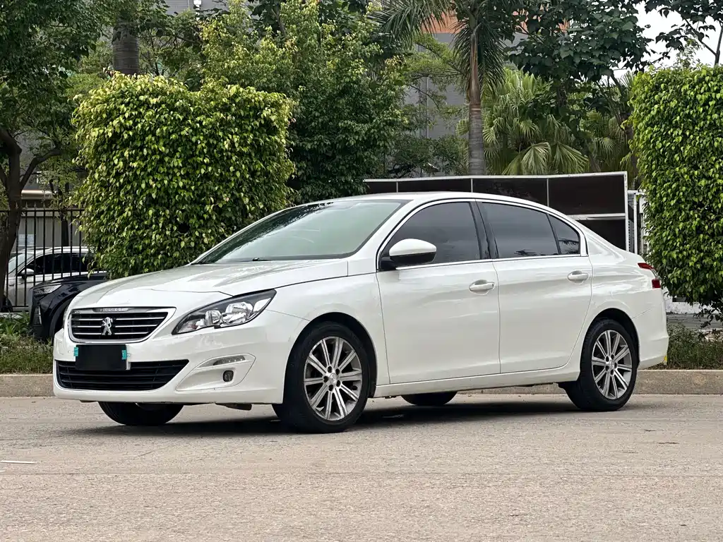 Купить Peugeot 408