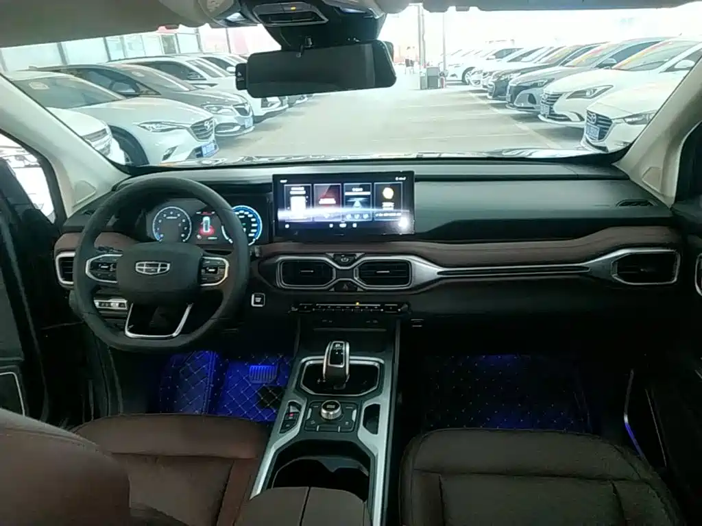 Geely Haoyue — миниатюра 10