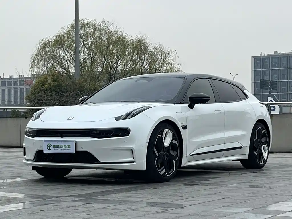 Zeekr 001 2022