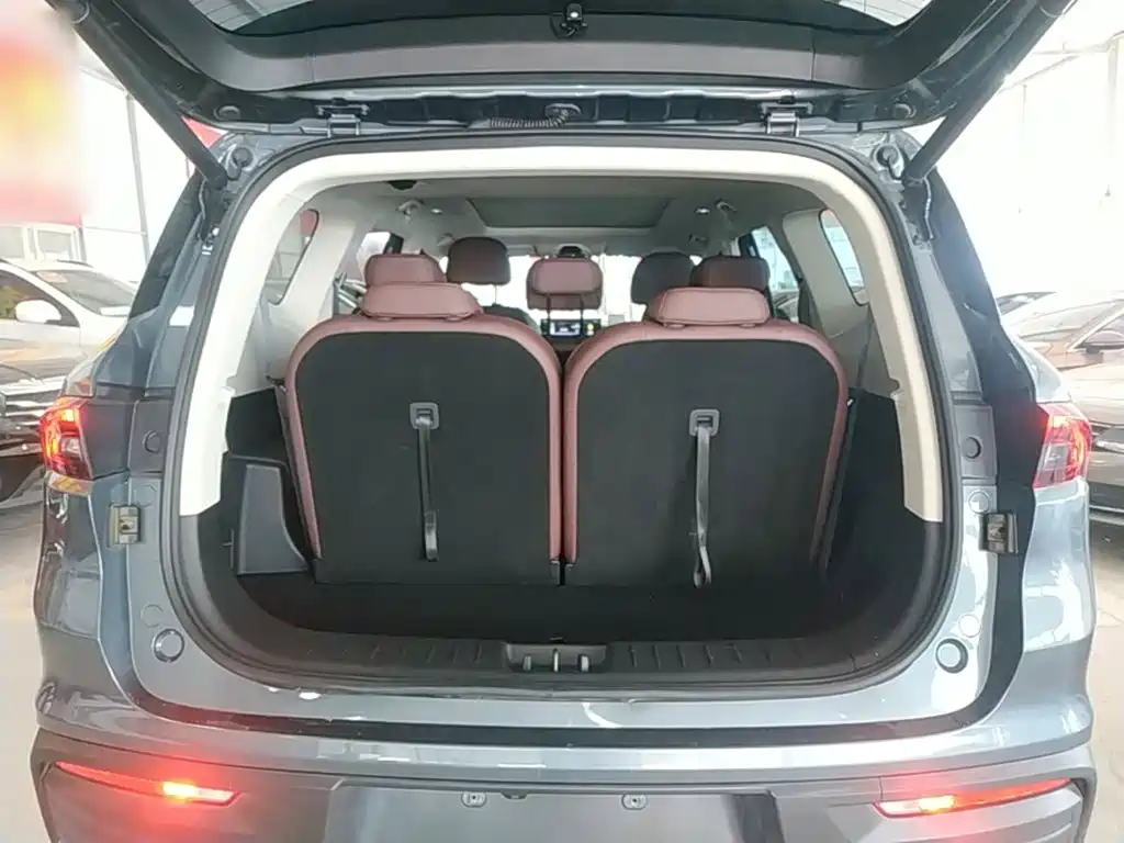 Geely Haoyue — миниатюра 19