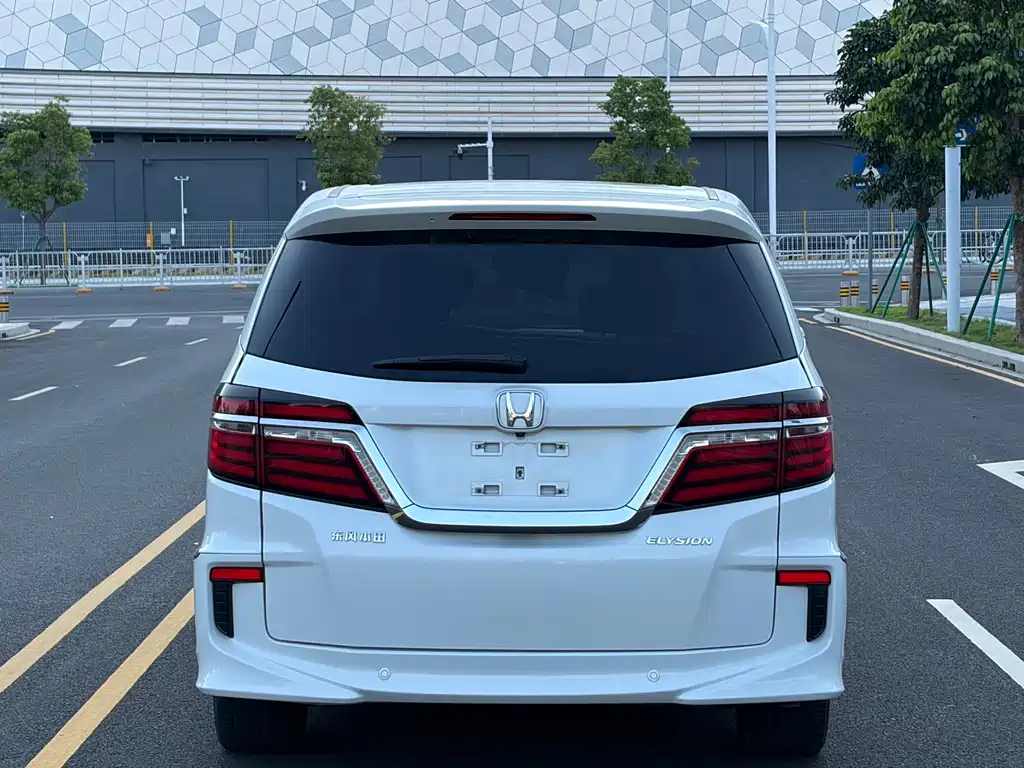 Honda Elysion — миниатюра 26