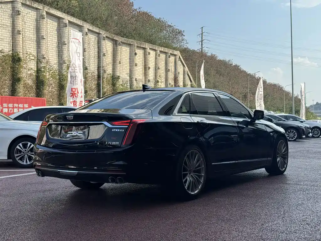Cadillac CT6 — миниатюра 11