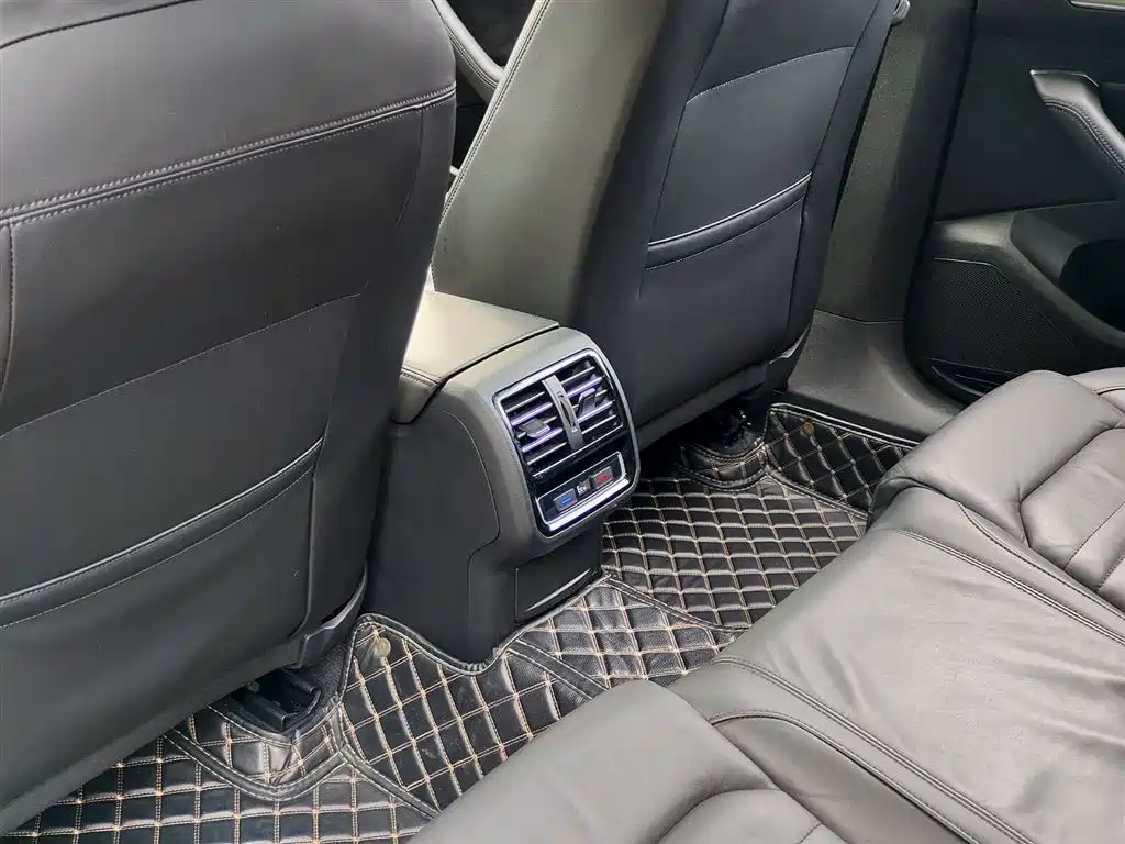 Volkswagen Viloran New Energy — миниатюра 9