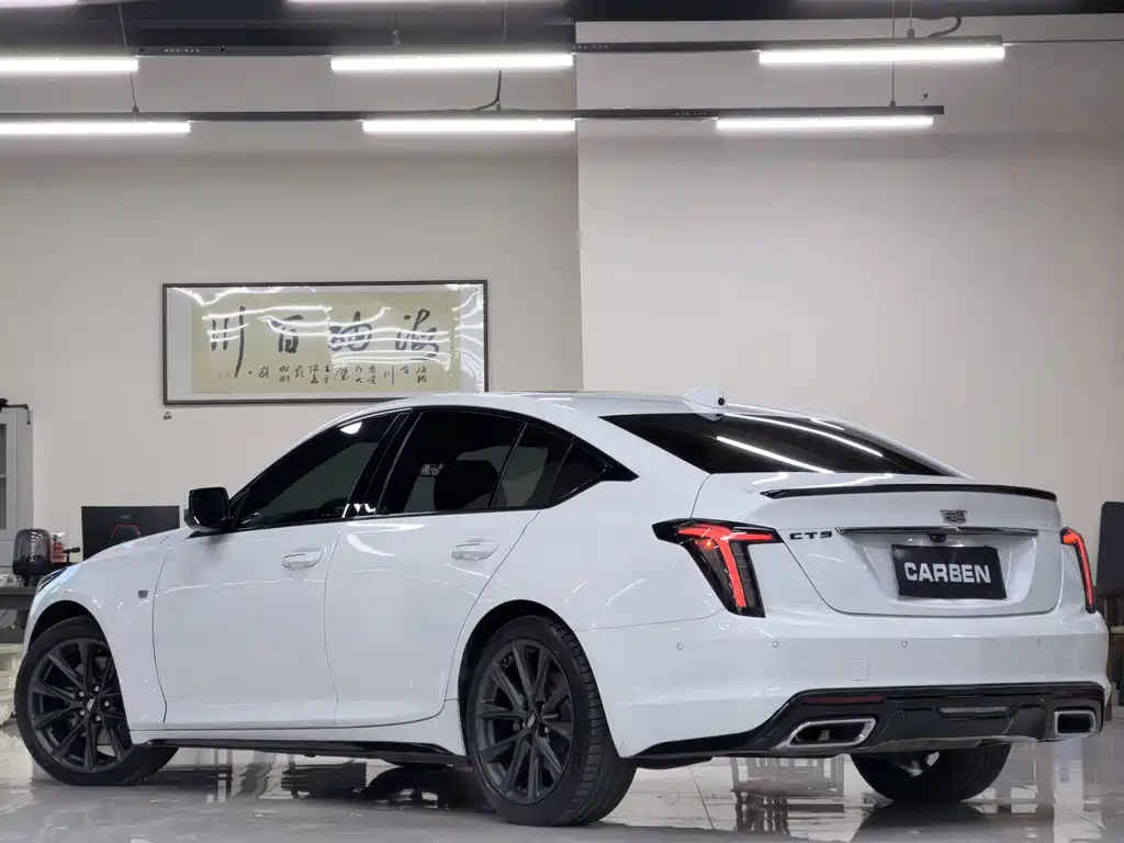 Cadillac CT5 — миниатюра 6