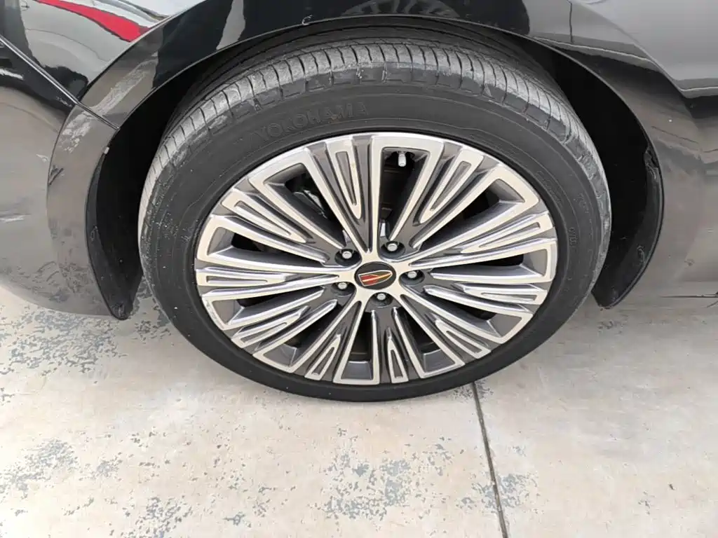 Hongqi Hongqi H5 — миниатюра 23