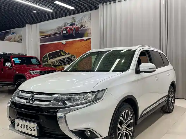 mitsubishi outlander