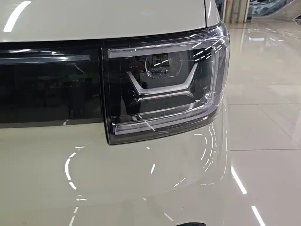 Wuling Hongguang Mini EV 2022 — фото 23