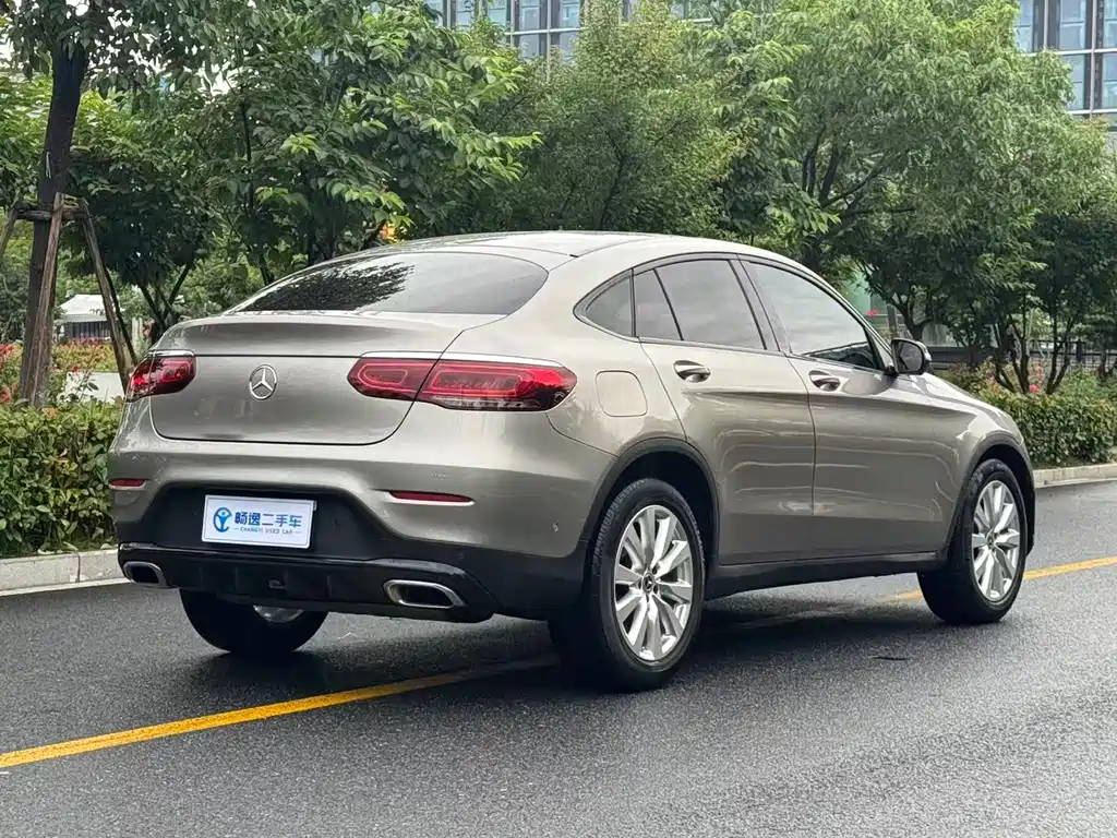 Mercedes-Benz GLC 2020 GLC 260 4MATIC SUV