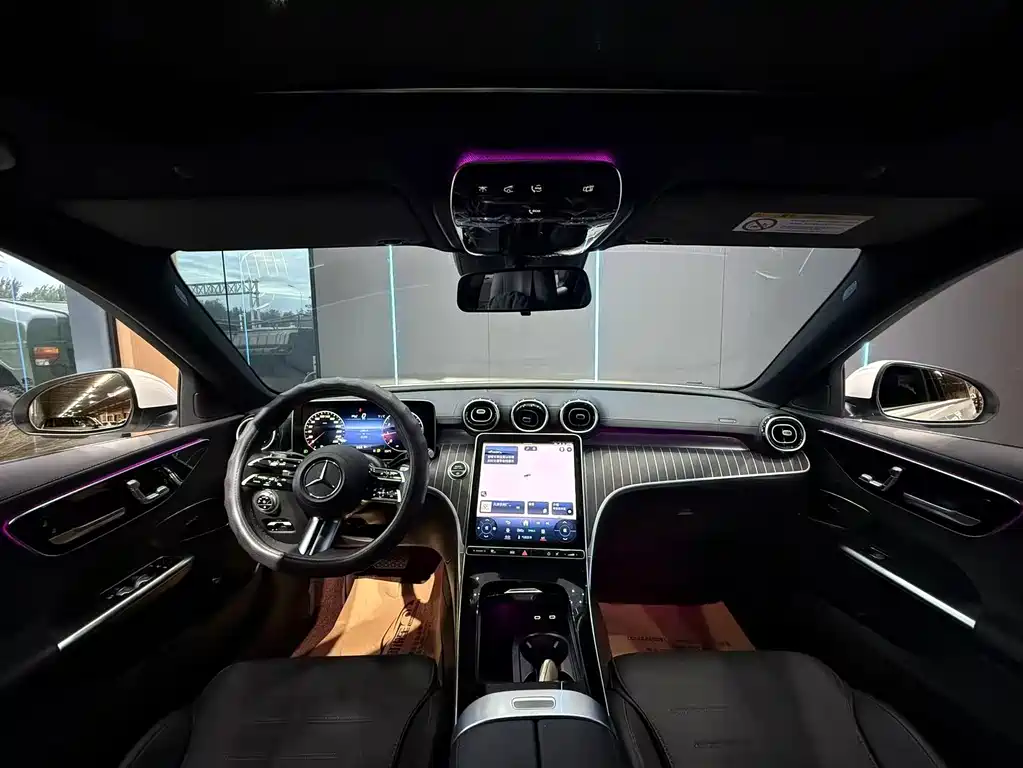 Mercedes-Benz C-Class — миниатюра 9