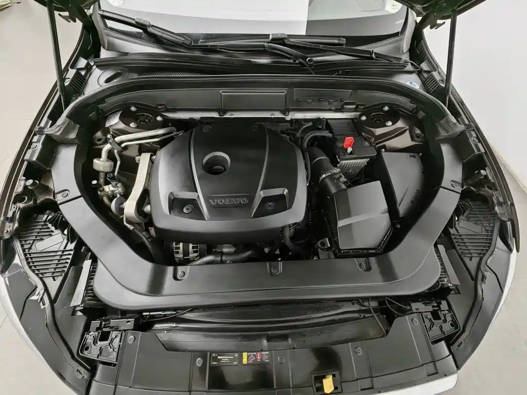 Volvo XC60 — миниатюра 6