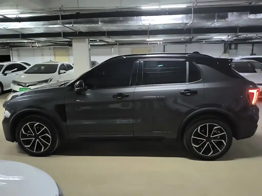 Lynk & Co 01 — миниатюра 5