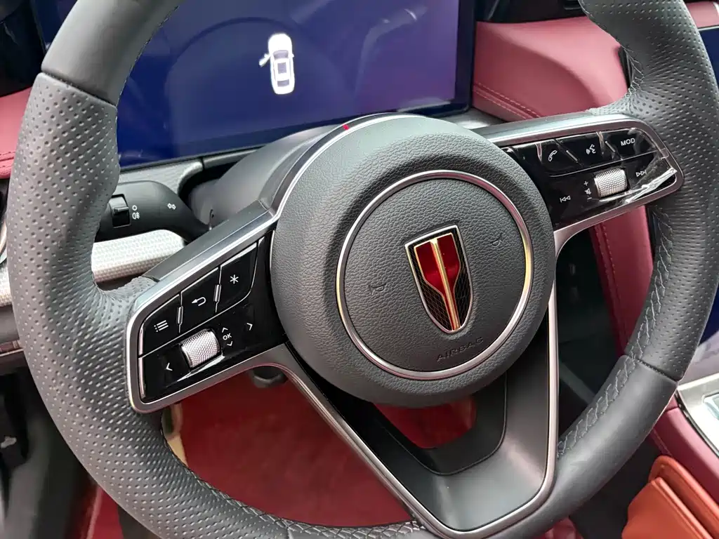 Hongqi Hongqi H5 — миниатюра 8