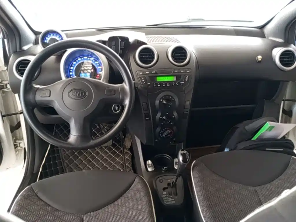 BYD F0 — миниатюра 10