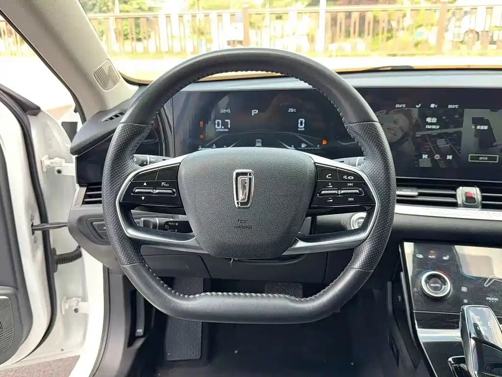 Bestune B70 — миниатюра 5