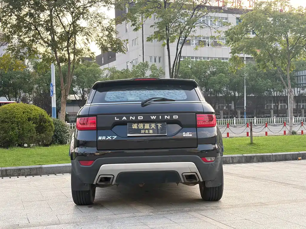 Landwind Landwind X7 — миниатюра 8