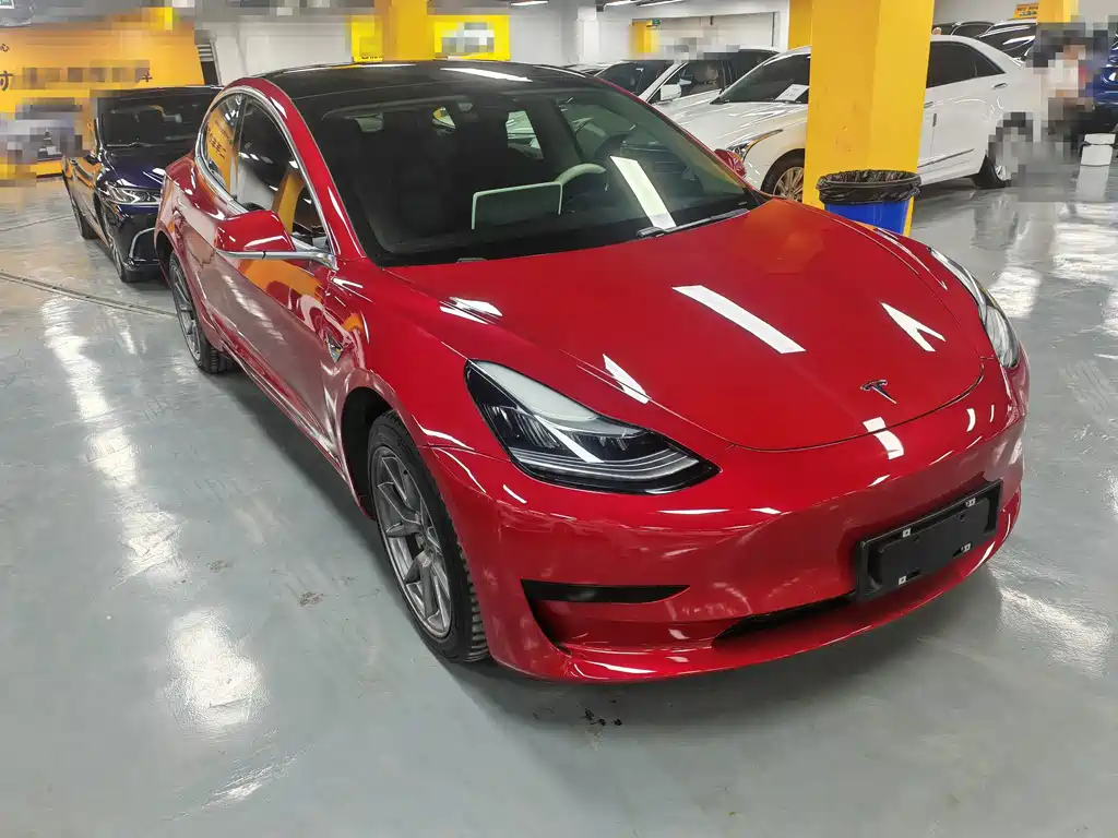 Tesla Model 3 — миниатюра 3