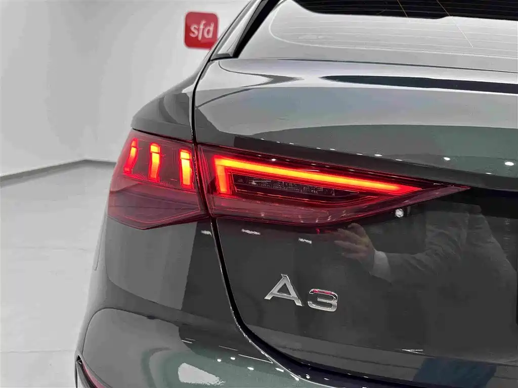 Audi A3 2023 — фото 27