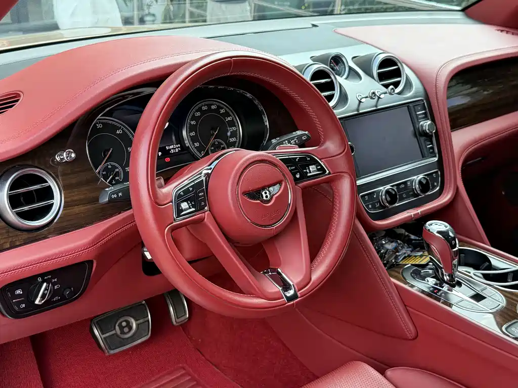 Bentley Bentayga 2018 4.0T V8