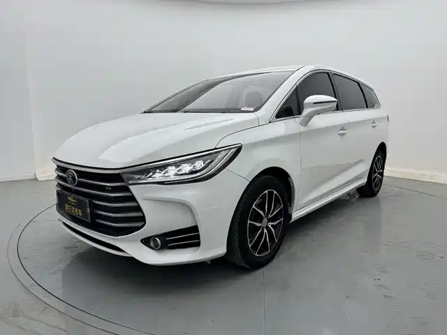 BYD SONG MAX